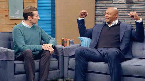 Comedy Bang! Bang! Season 4 Episode 4 - Eddie George Wears a Navy Suit and Half-Zip Pullover