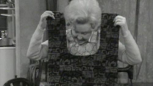 On the Buses Season 4 Episode 9 - The Cover Up