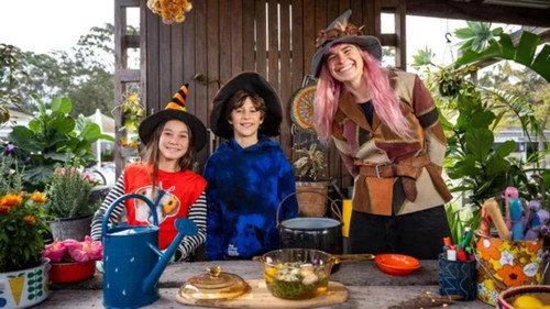 Gardening Australia Junior Season 3 Episode 1 - Garden Potion