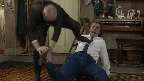 Bottom Season 1 Episode 6 - Accident