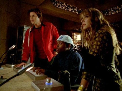 Power Rangers Season 12 Episode 4 - Legacy of Power