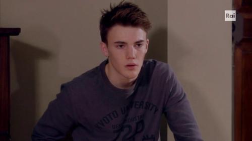 A doctor in the family Season 9 Episode 6 - Tommy in love / A letter for Giada