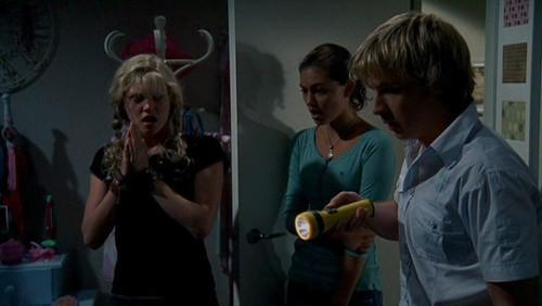 H2O: Just Add Water Season 2 Episode 12 - Fish Fever