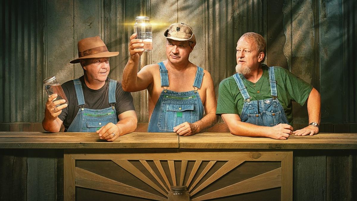 Moonshiners: Master Distiller backdrop