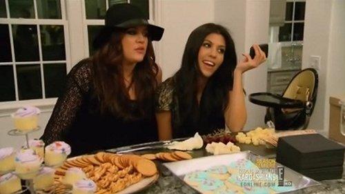 Keeping Up with the Kardashians Season 6 Episode 1 - Family VS Money