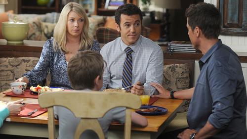 The Grinder Season 1 Episode 3 - The Curious Disappearance of Mr. Donovan