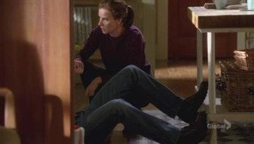 Brothers and Sisters Season 3 Episode 16 - Troubled Waters (1)