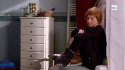 A doctor in the family Season 9 Episode 8 - Anna's choice / Murals of love