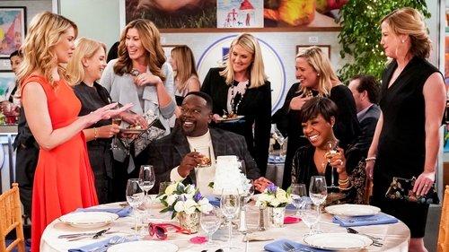 The Neighborhood Season 1 Episode 11 - Welcome to the Fundraiser